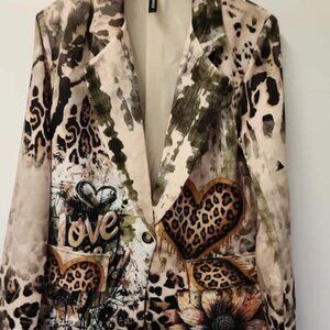 NWT LOOWIE-Love Life Leopard Heart Print Blazer- MADE IN ITALY